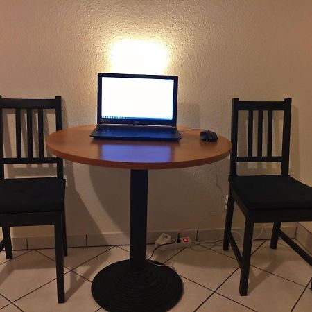 Cozy Studio Apart - King Bed - Netflix - Projector - Fast Wi-Fi 卢森堡 外观 照片